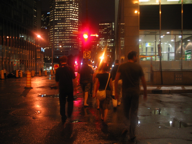 2006 08-Montreal Canada A Street at Night.jpg